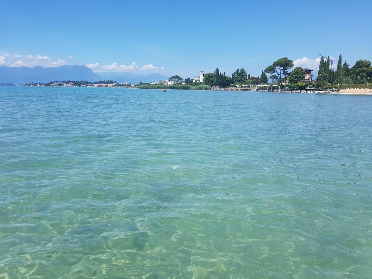 Sky Fort Garda View Sirmione Exteriör bild